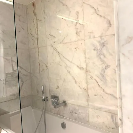 Apartman New!! Luxury Avenida Da Liberdade Flat- With Rooftop And Pool *