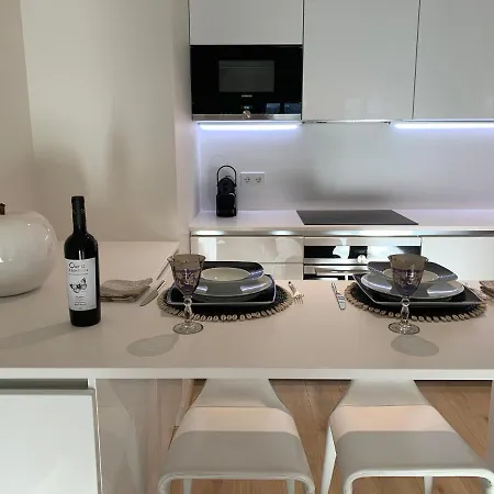 New!! Luxury Avenida Da Liberdade Flat- With Rooftop And Pool Apartman