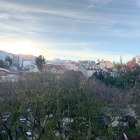 דירה New!! Luxury Avenida Da Liberdade Flat- With Rooftop And Pool ליסבון