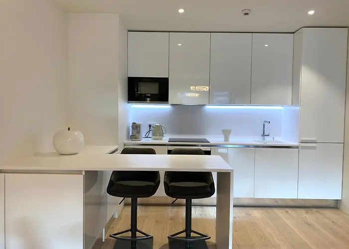 New!! Luxury Avenida Da Liberdade Flat- With Rooftop And Pool Lizbona