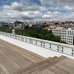 New!! Luxury Avenida Da Liberdade Flat- With Rooftop And Pool Διαμέρισμα *